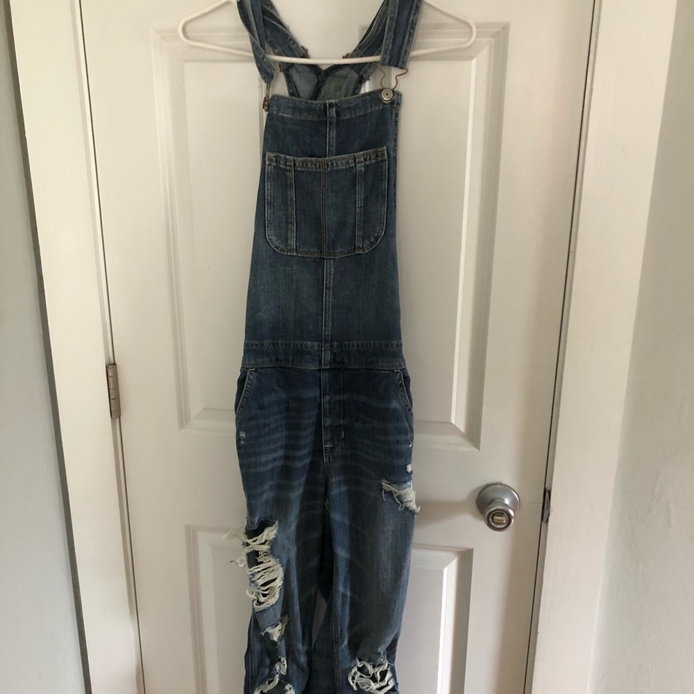American eagle boyfriend overalls
